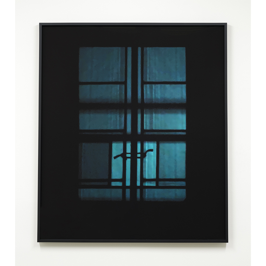 Simone Forti, Window Shadow, 2022. Photo by: Fredrik Nilsen Studio. 